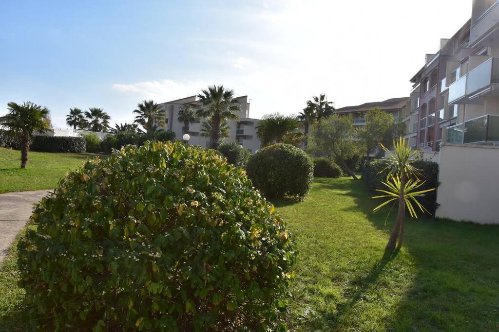 Les Goelettes - Appartement En Rdc Avec Acces Direct A La Plage Saint-Cyprien  Exterior foto
